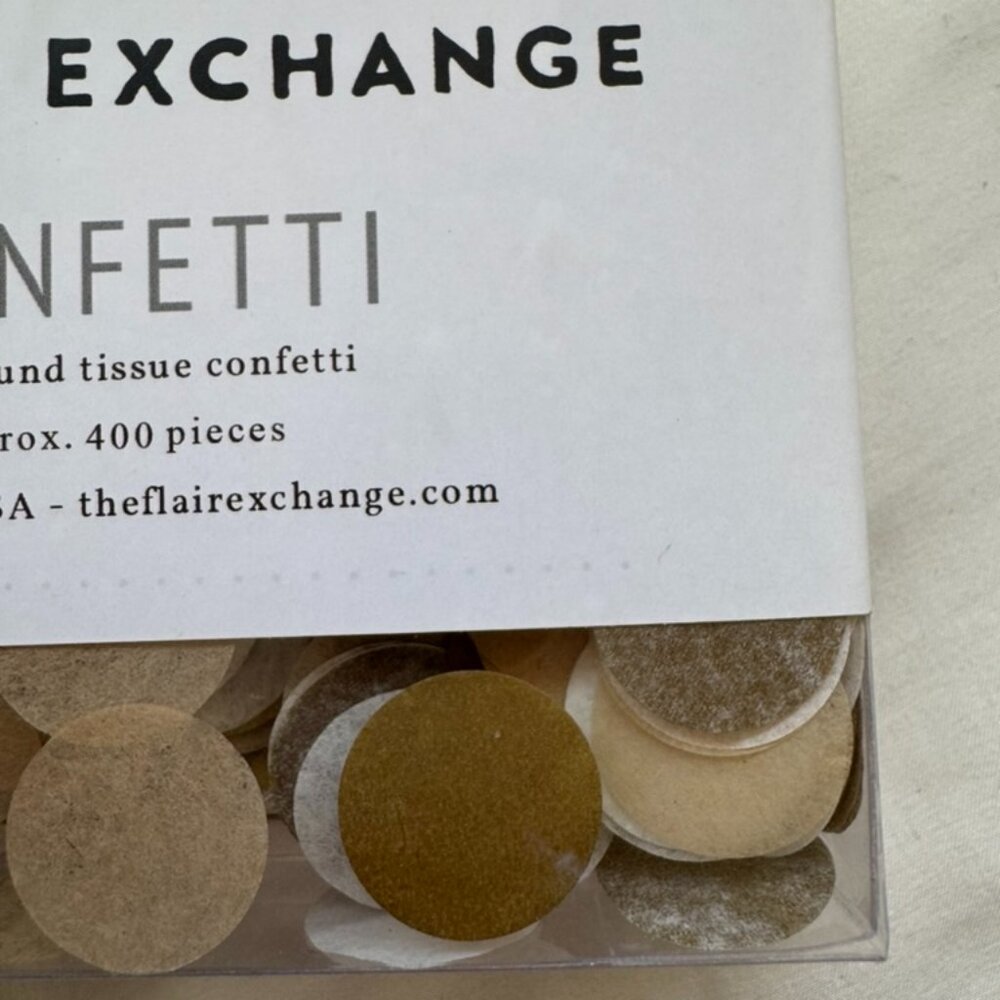 NWT The Flair Exchange Round Gold Confetti 3/4 in. 400 Pieces Gold + Tan + White - Picture 12 of 12